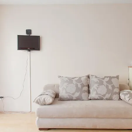 Pocernicka With Terrace Apartment *